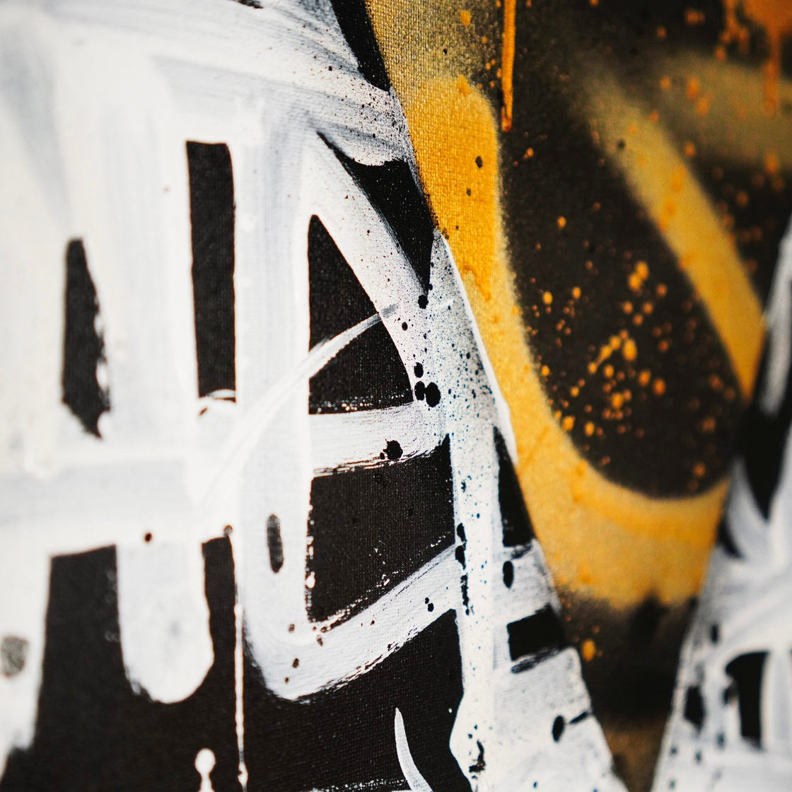GOTHIC GRAFFITI
