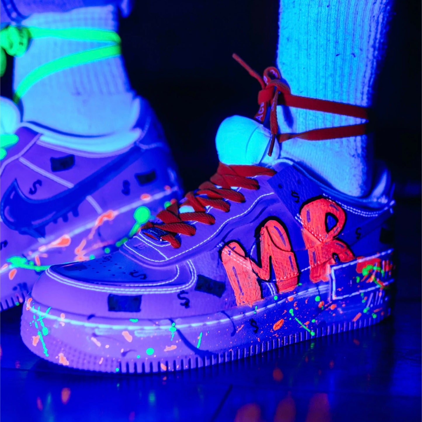 URBAN PULSE NEON SPLASH