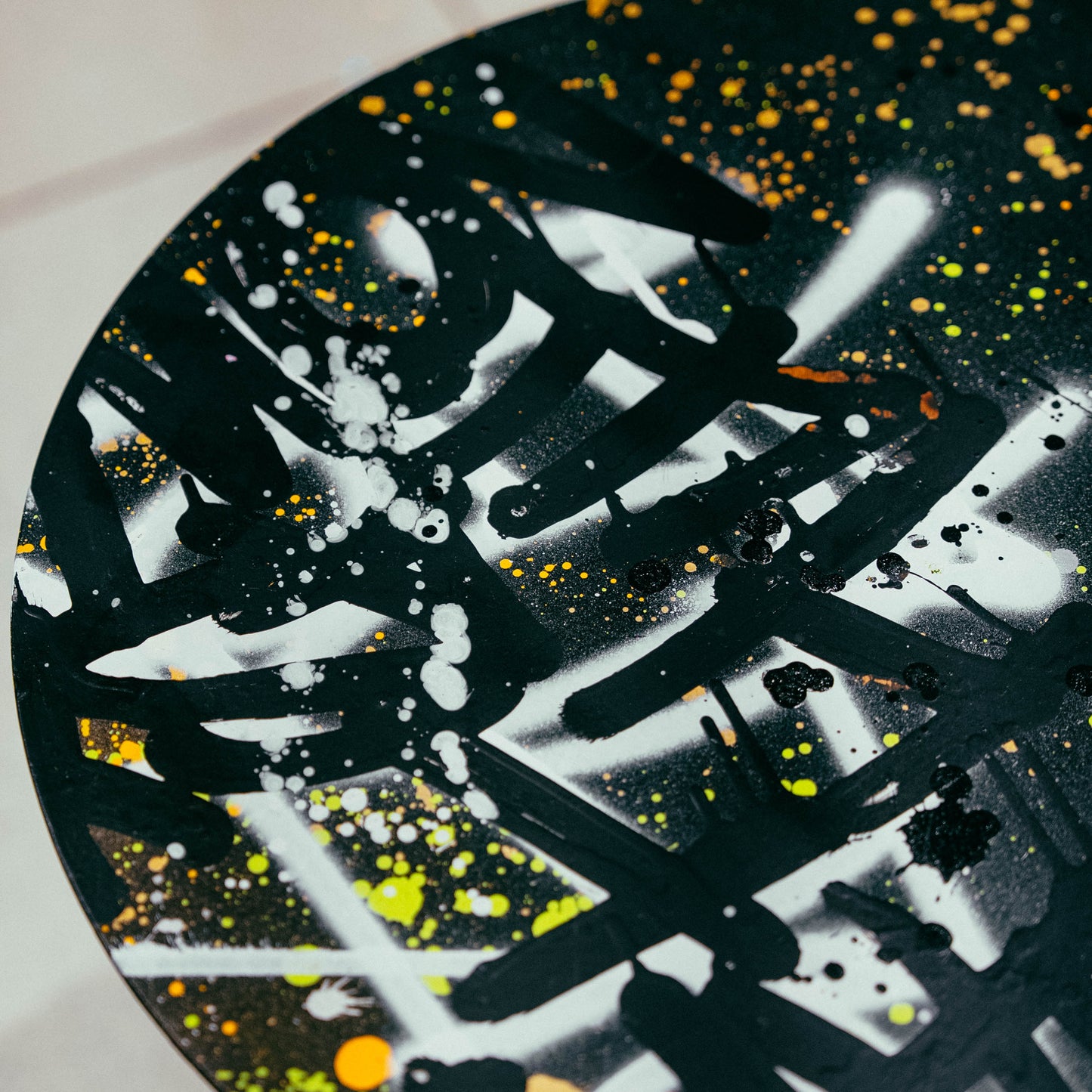 Graffiti Soul — Art Tables Collection